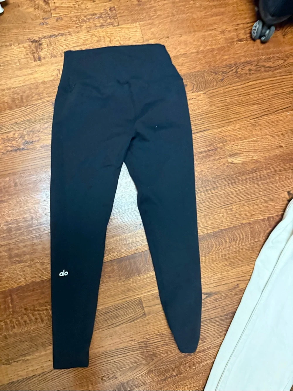 ALO Yoga sleek high